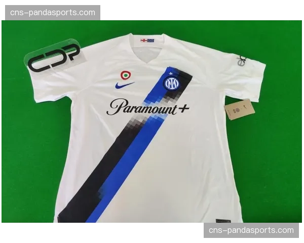 米兰德比前哨:莱奥恢复合练,有望首发出战国际米兰 米兰德比前哨:莱奥恢复合练,有望首发出战国际米兰